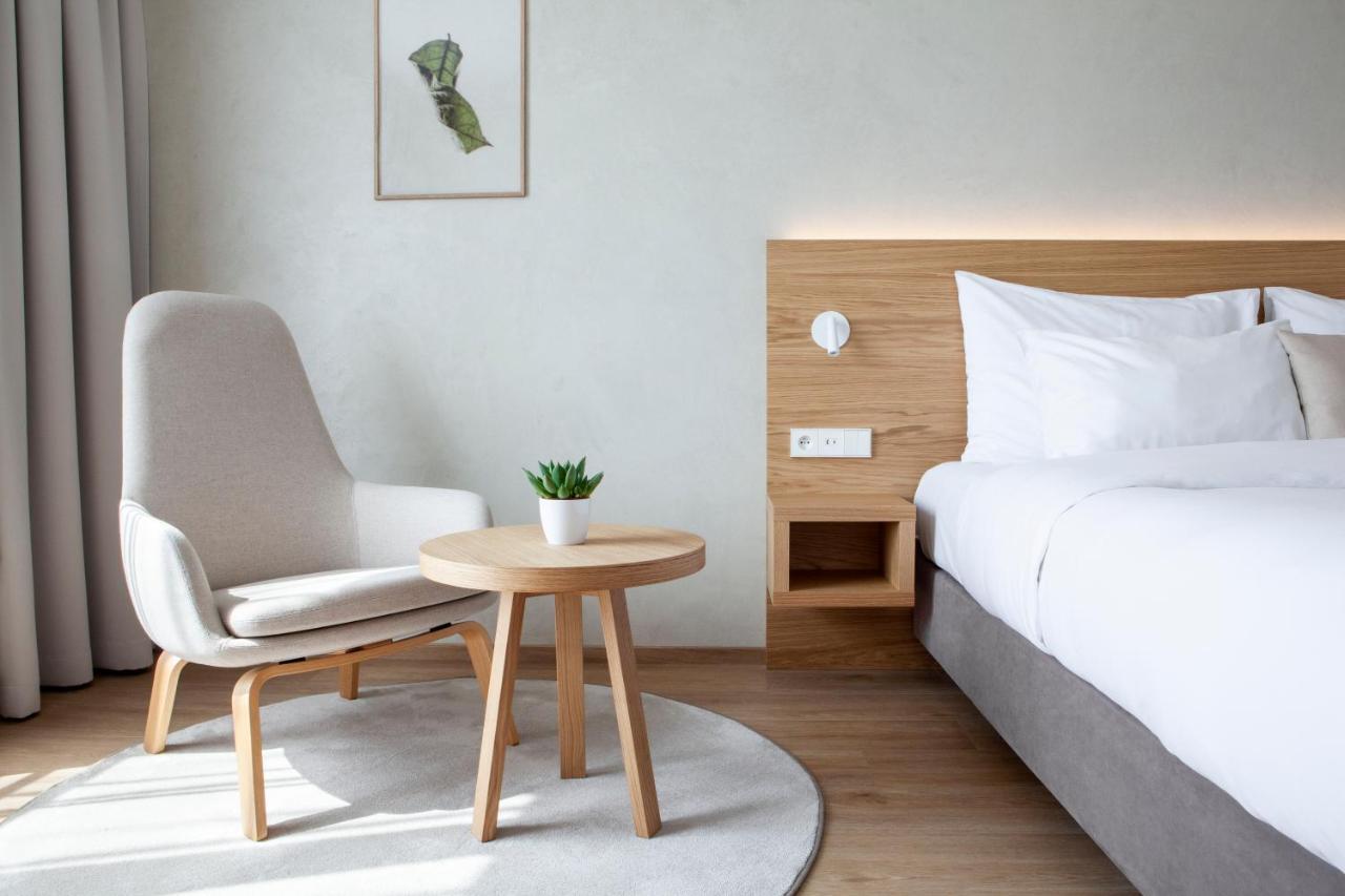 Luxueuse Chambre King avec Balcon