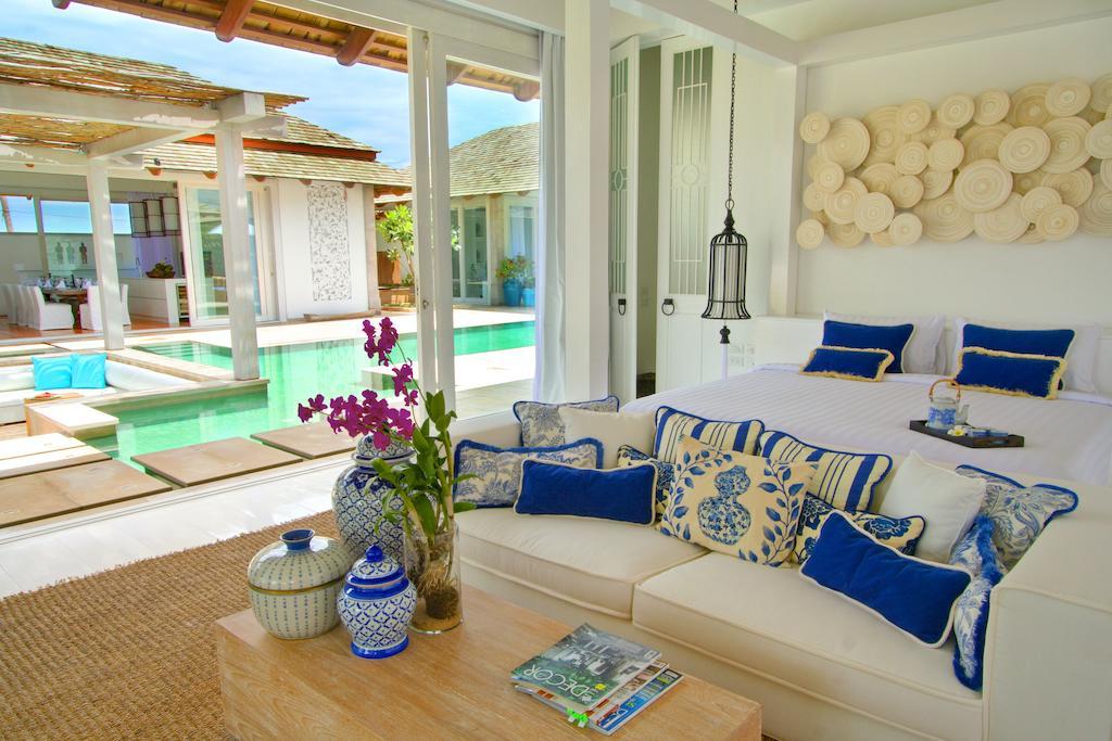 Villa - Beach Front