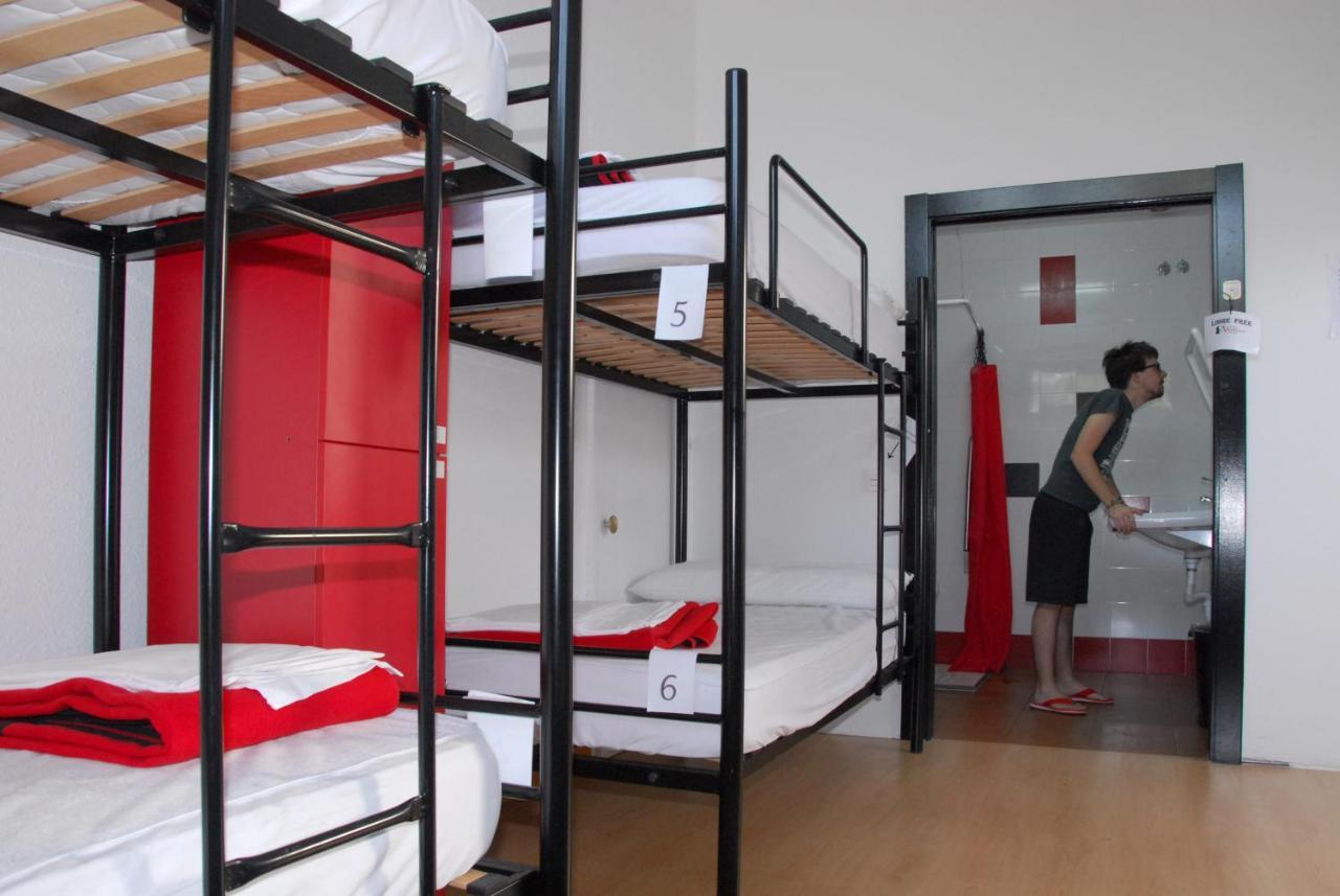 Quadruple Room Private Bathroom