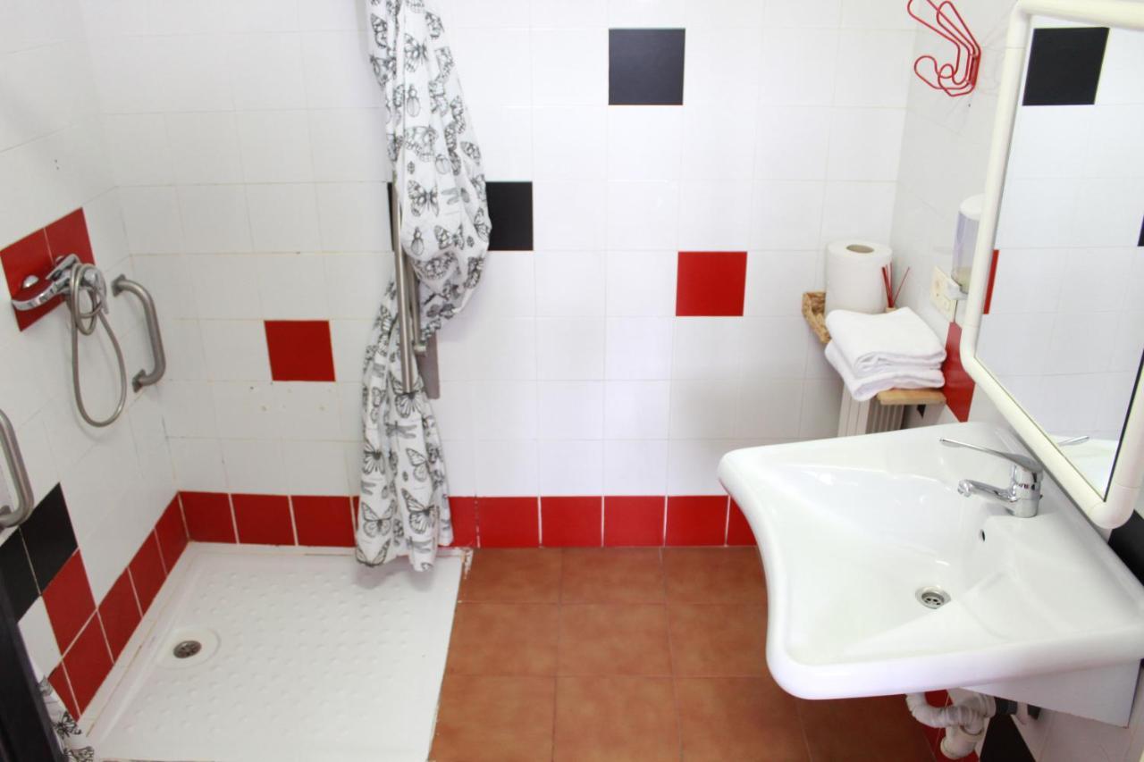 Quadruple Room Private Bathroom