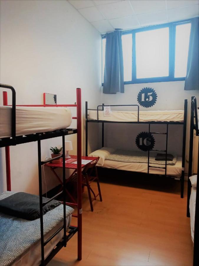 Bed 8-Bed Mixed Dormitory Room
