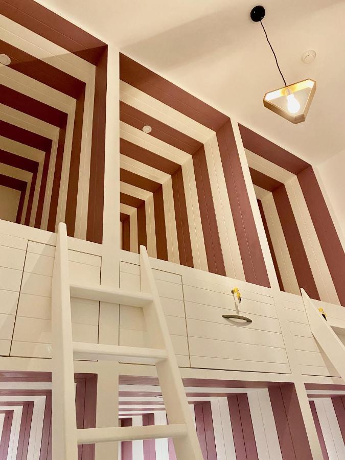 Bed in 6-Bed Female Dormitory Room,1145368186:JPEG