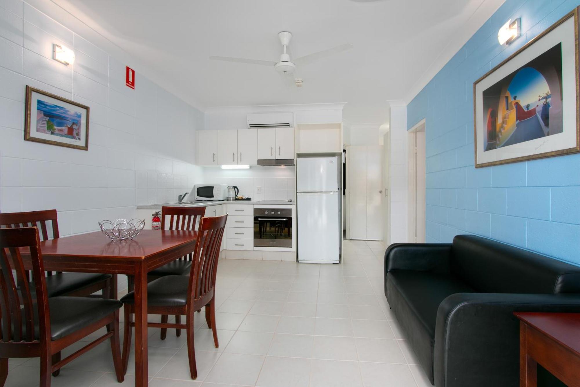 Superior Two-Bedroom Apartment,1284230050:JPEG