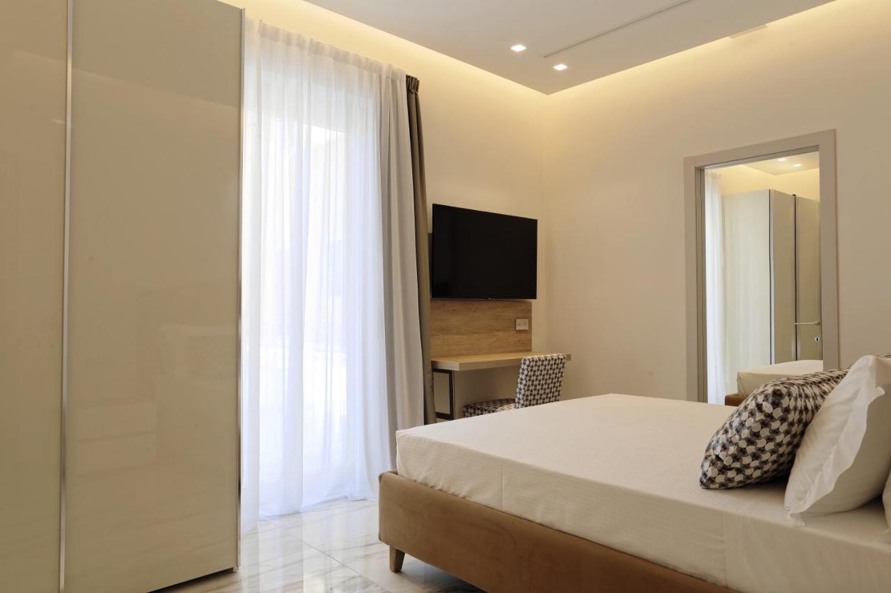 Deluxe Apartment,1292389120:JPEG