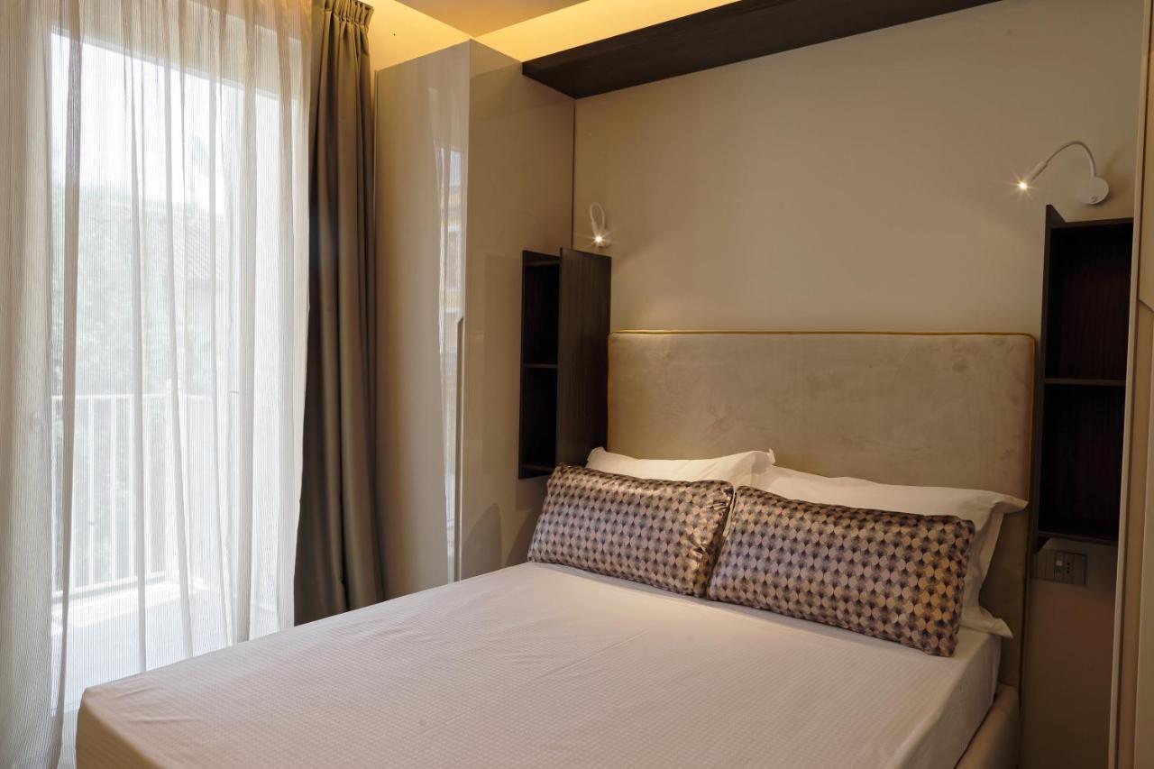 Three-Bedroom Apartment,1330779149:JPEG