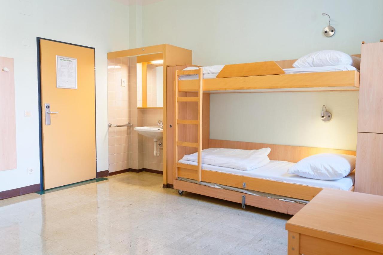 Bed 4-Bed Female Dormitory Room,1352888719:JPEG