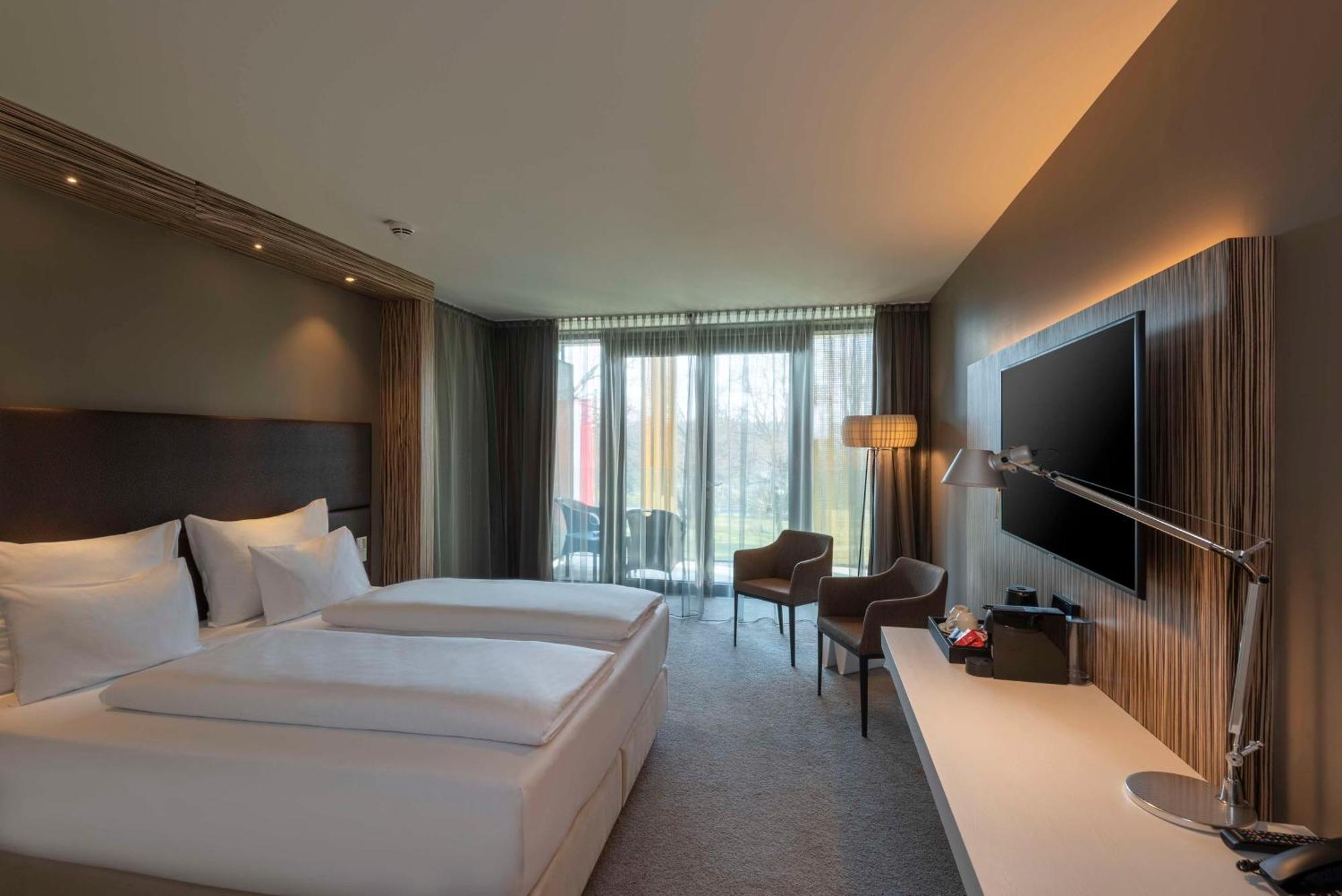 Deluxe King Room Balcony