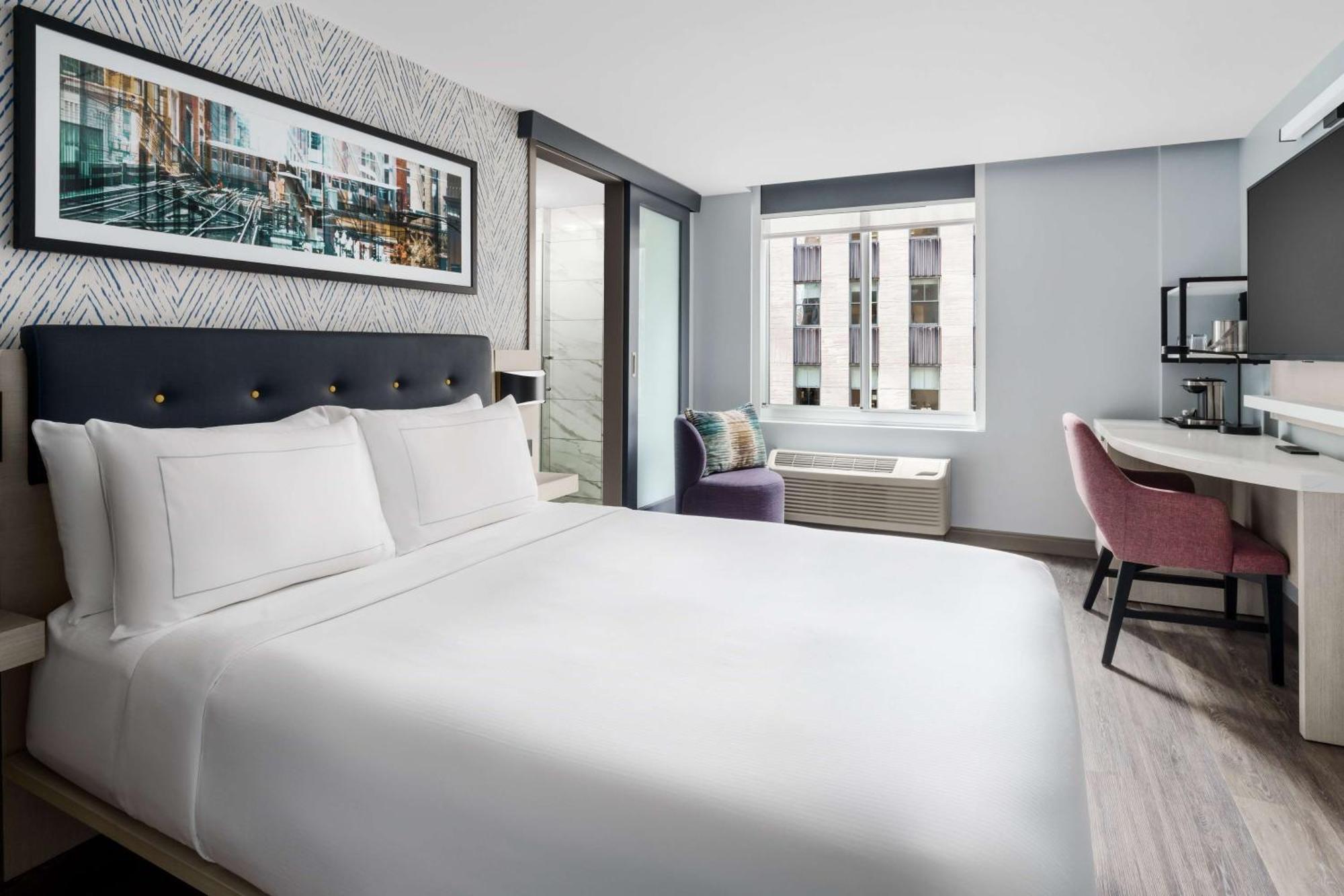 Queen Room City View