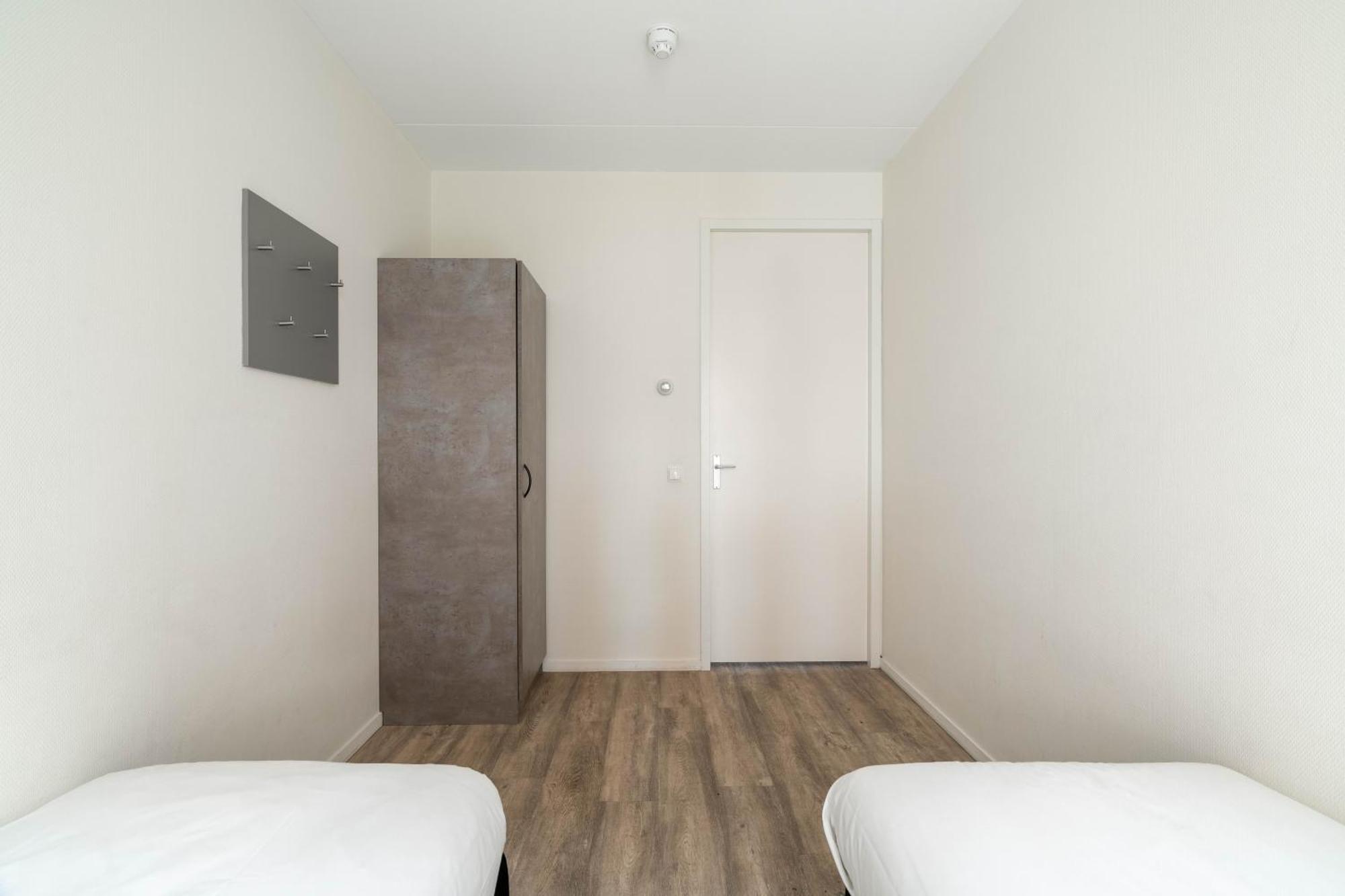 Large 2 Bedroom Apartment,1596068631:JPEG