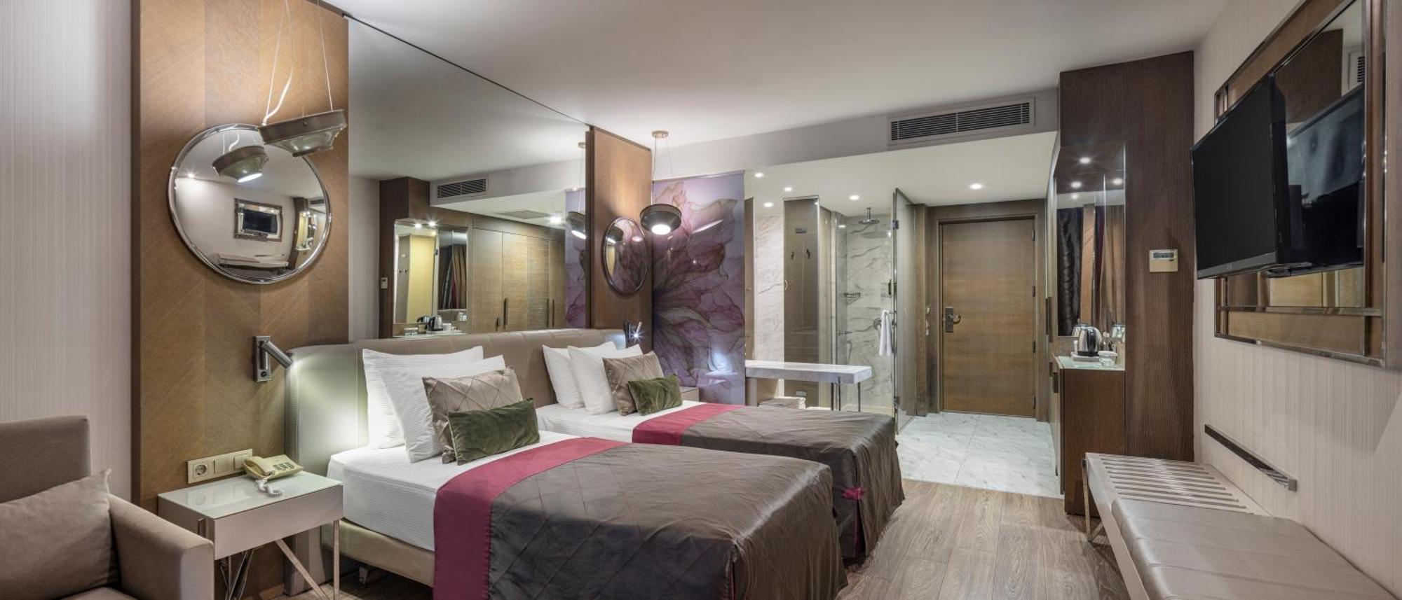 Double or Twin Room Garden View