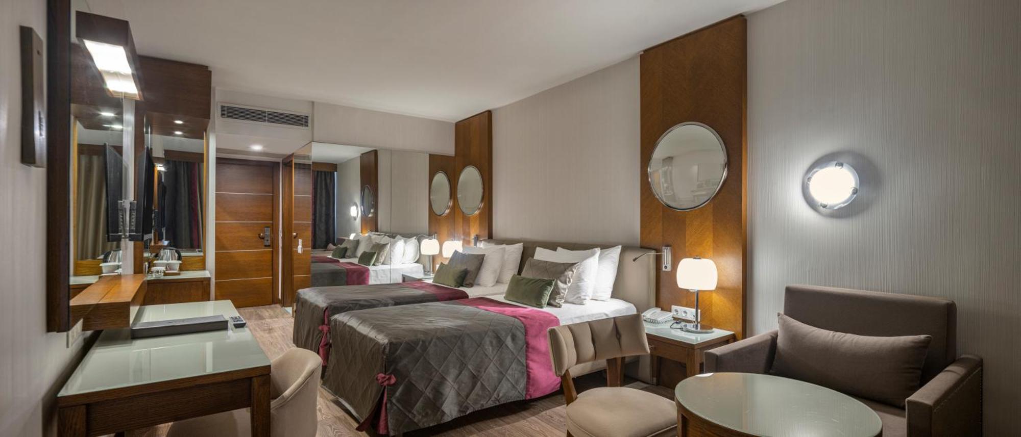 Deluxe Terrace Room Jacuzzi