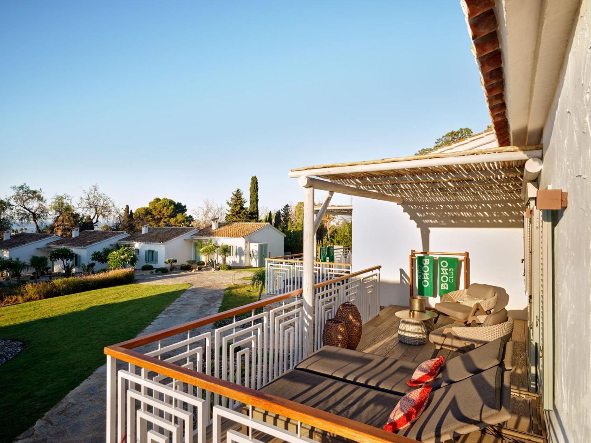 Deluxe Bungalow,1743333550:JPEG