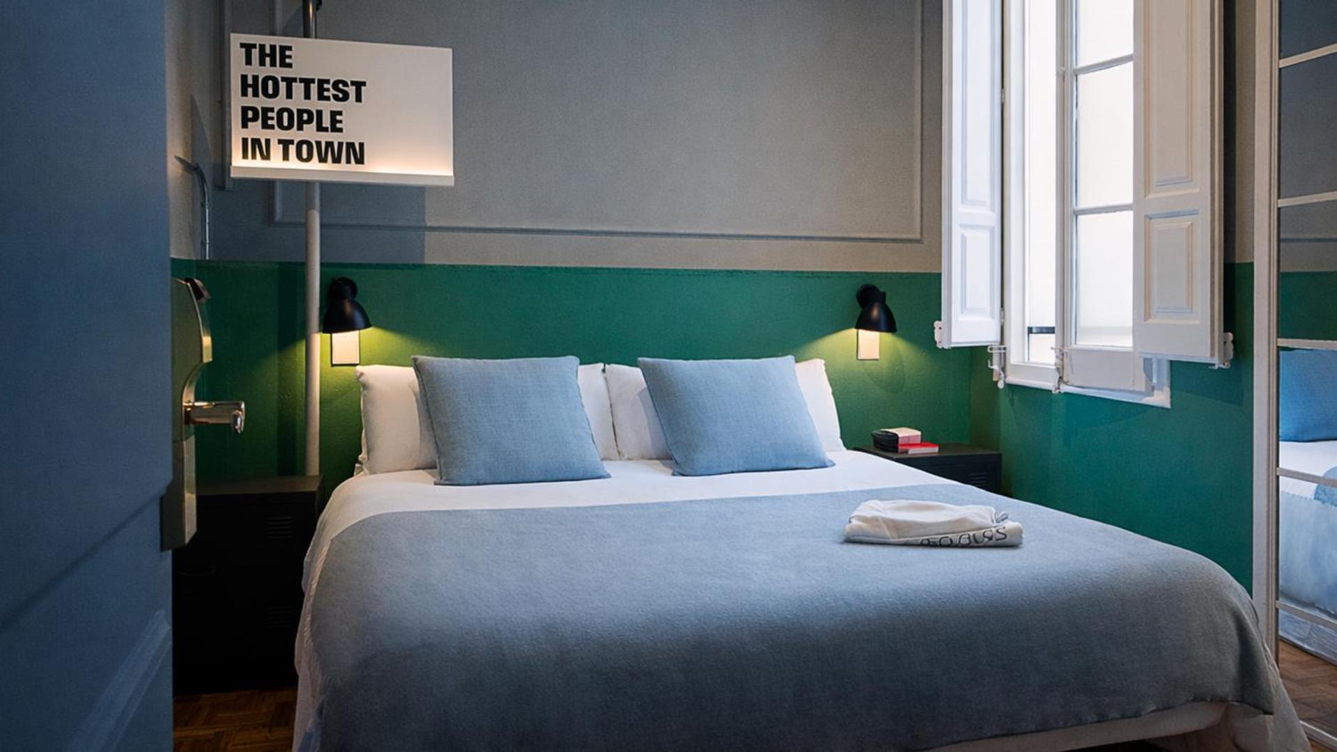 Standard Double or Twin Room,1756440095:JPEG