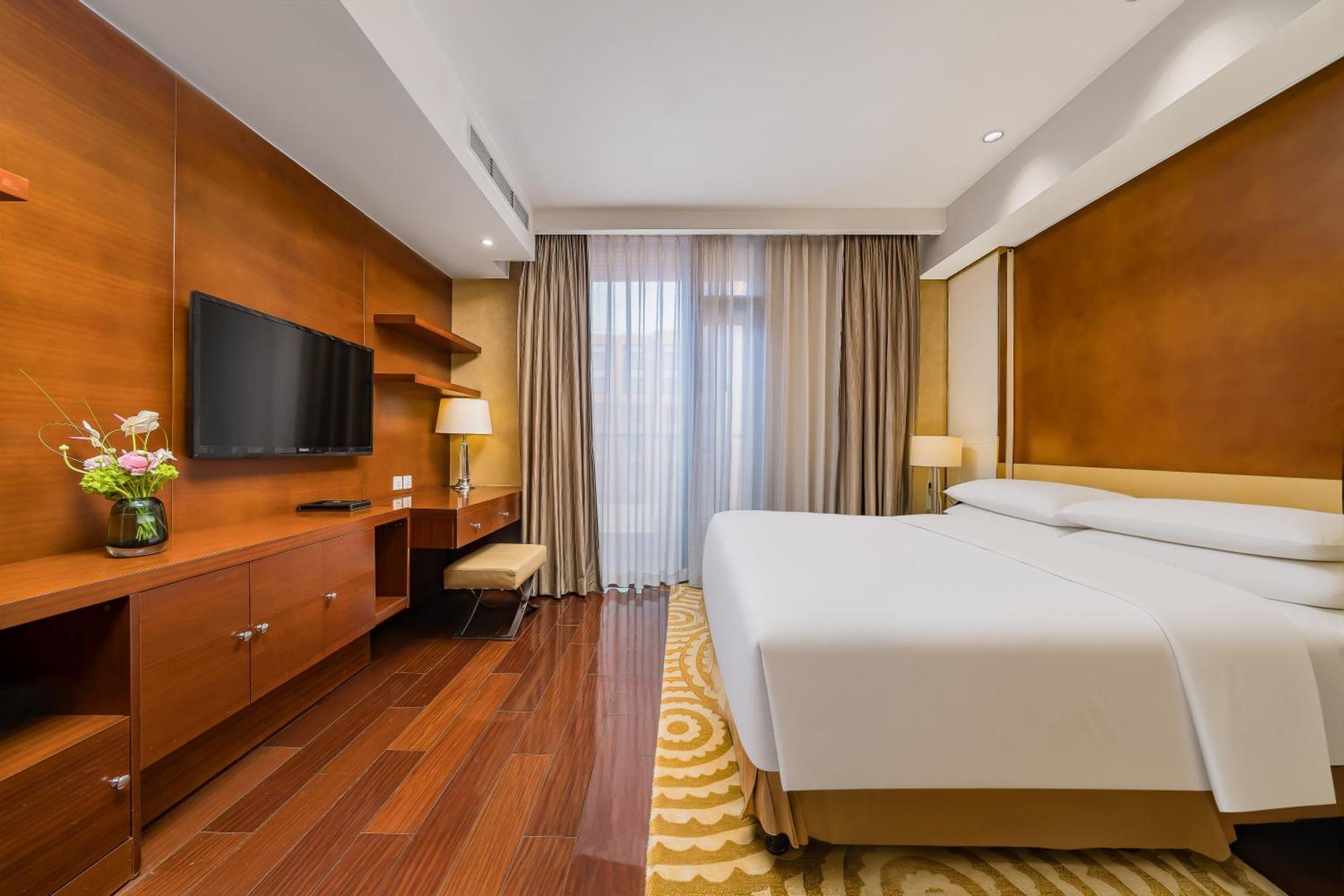 Two-Bedroom Luxury Apartment