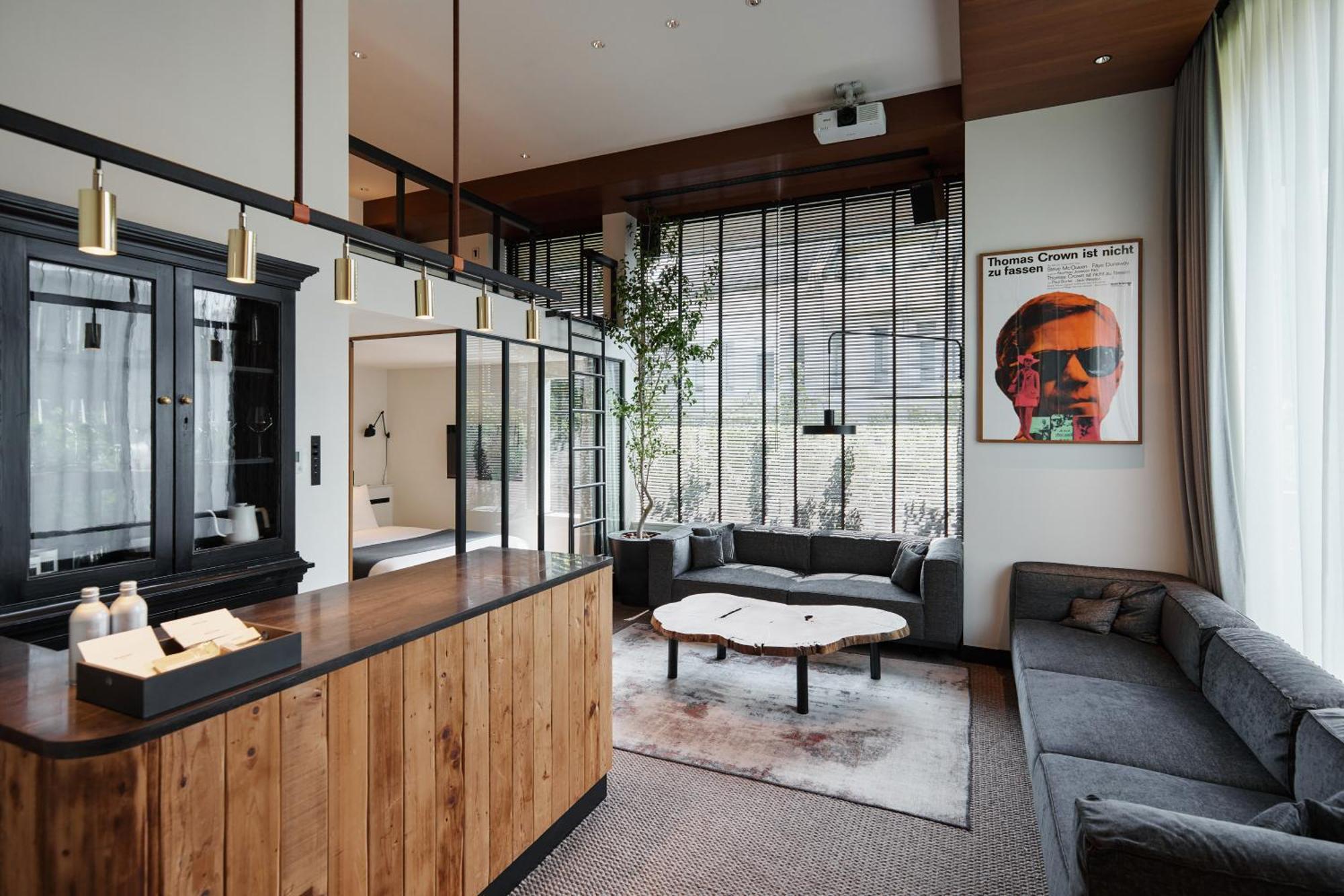 Living Suite