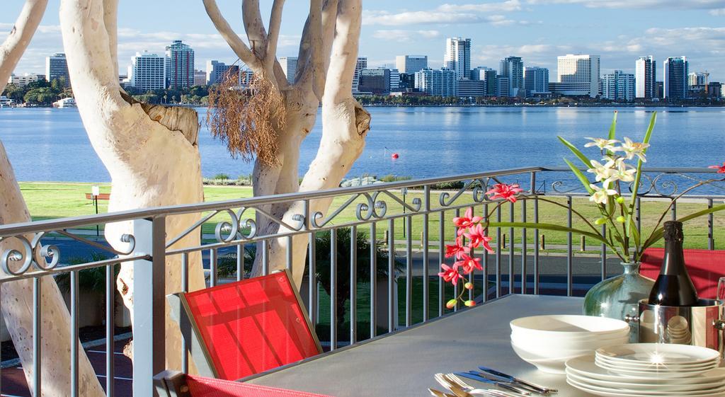 Executive One-Bedroom Suite - Riverside