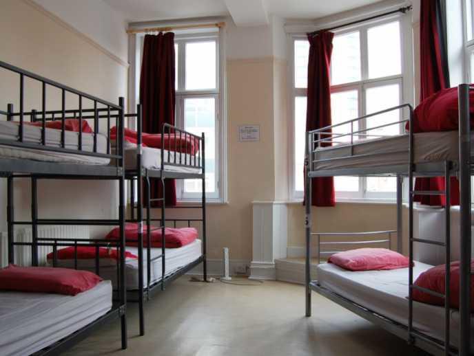 Bed in 10-Bed Mixed Dormitory Room