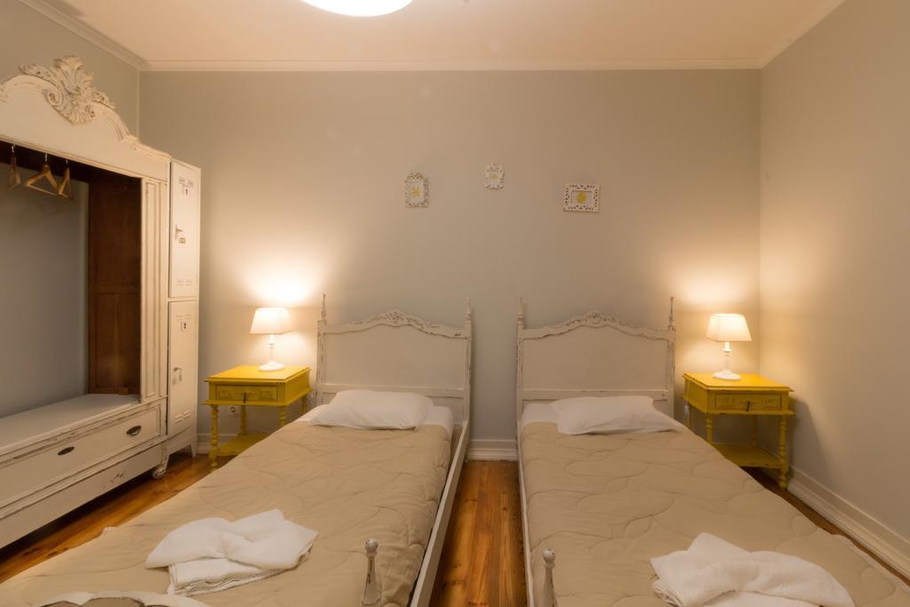 Twin Room Private Bathroom