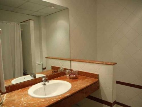 Double Room (1 Adult)