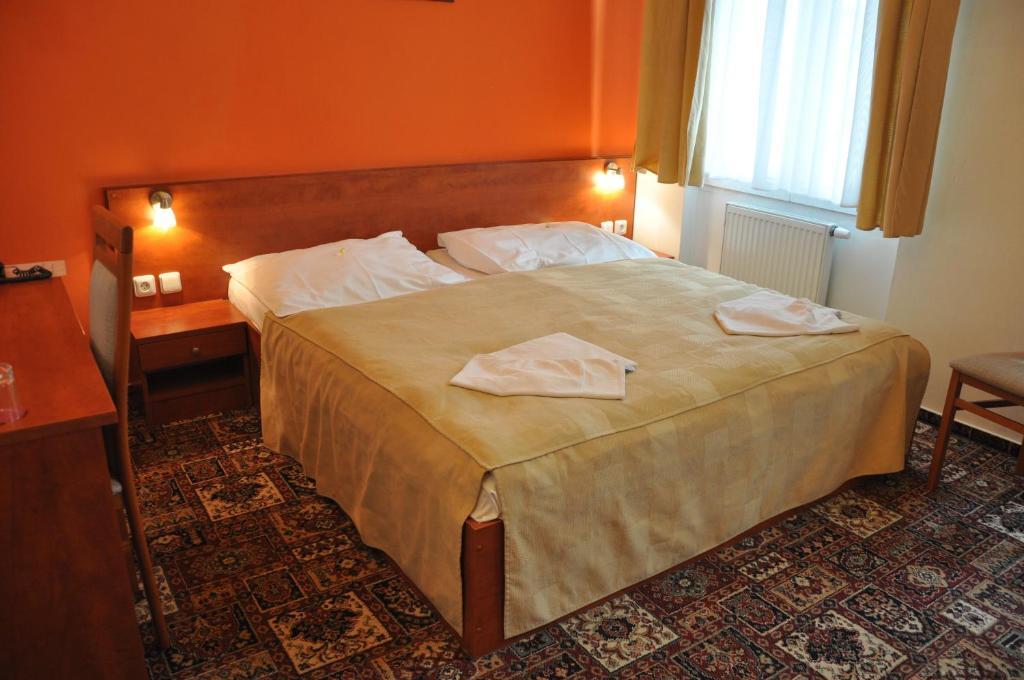 Triple Room,62099017:JPEG