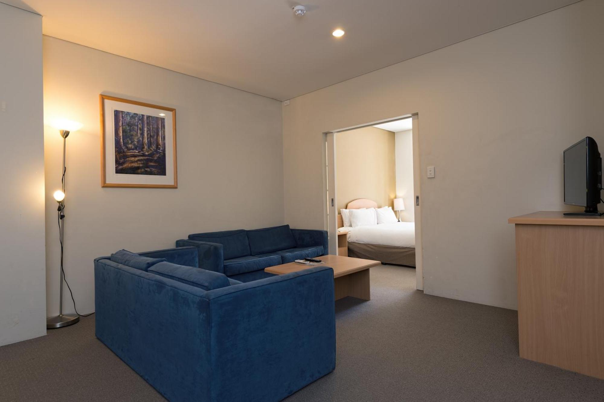 Superior One-Bedroom Apartment
