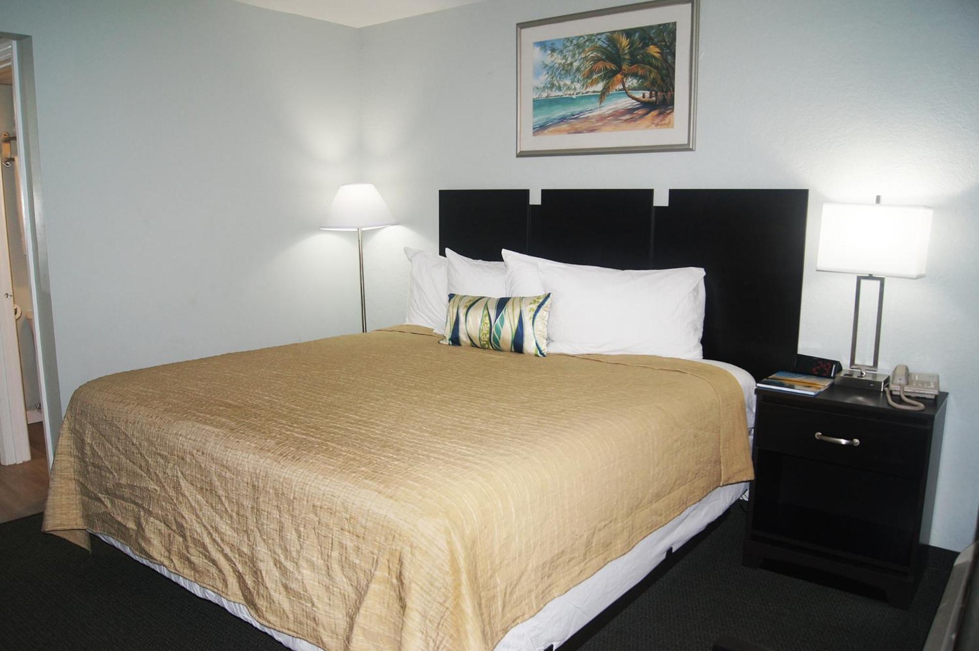 Zimmer mit Kingsize-Bett