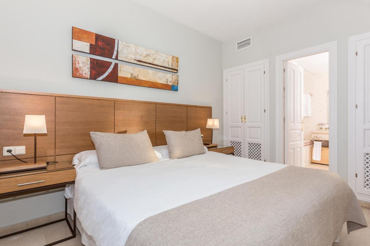 Superior Two-Bedroom Apartment (6 Adults)
