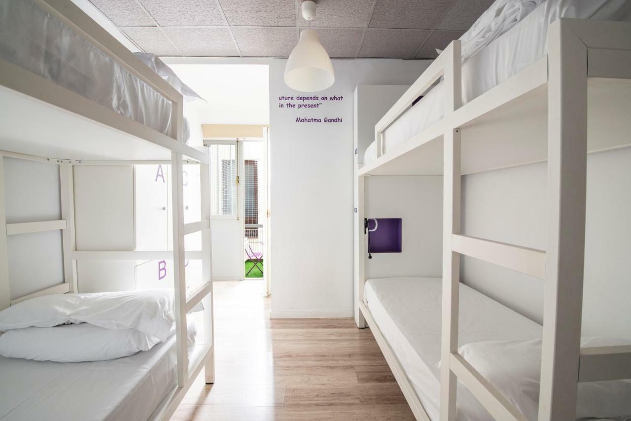 Posto Letto in Dormitorio Misto con 4 Letti e Bagno Interno