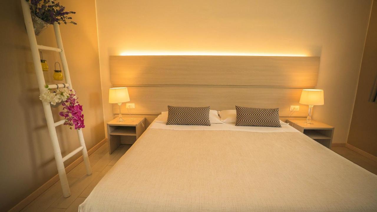 Triple Room with Pool View,1217807194:JPEG