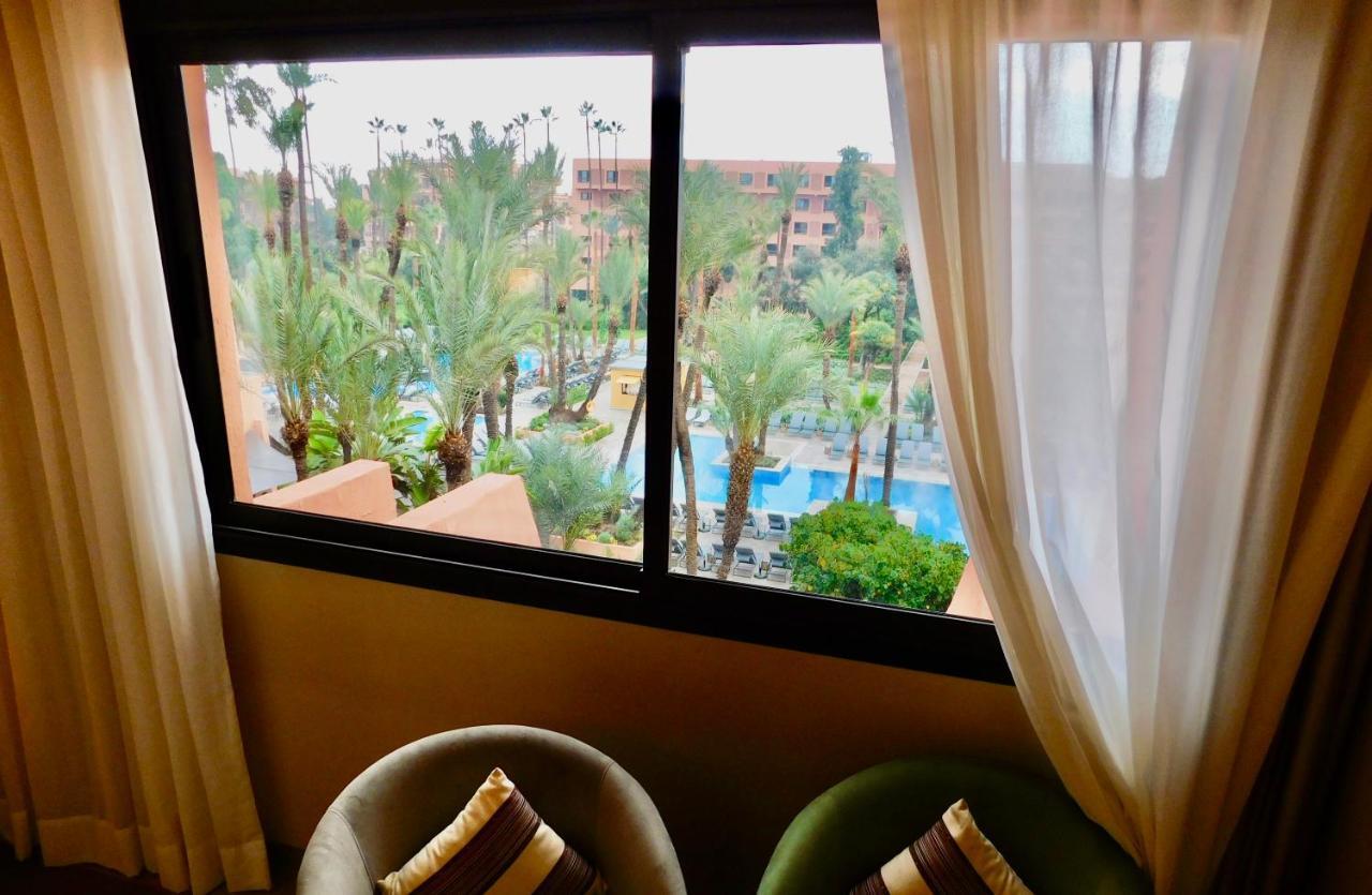 Deluxe Room, Double Bed, Pool View