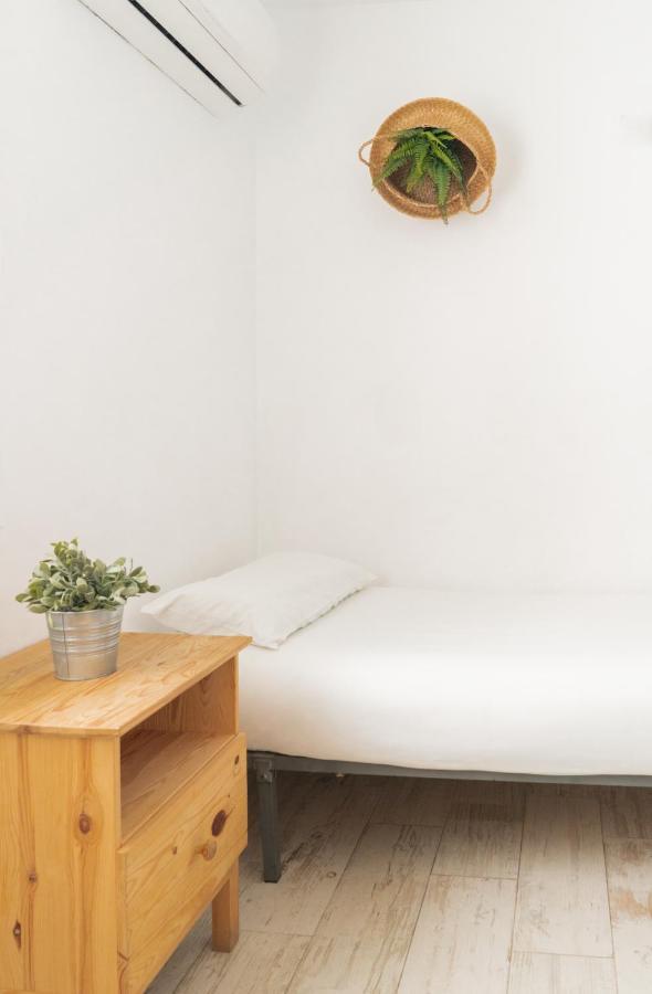 Quadruple Room External Bathroom