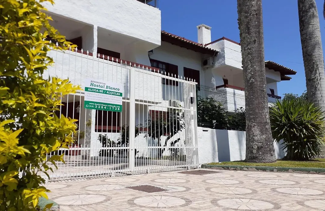 Residencial Hostal Blanco-1