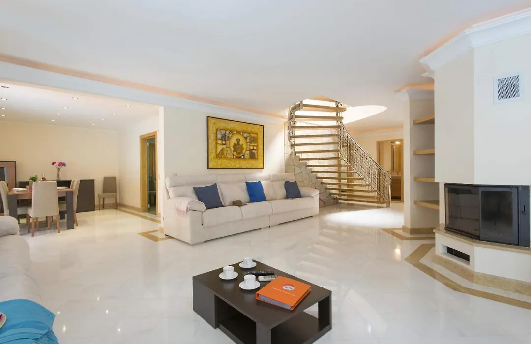 Villa Falesia Mar By Villa Plus-1