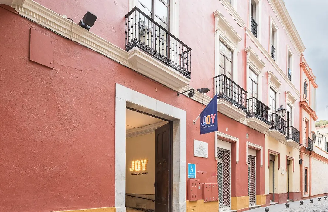 Joy Plaza De Armas-1