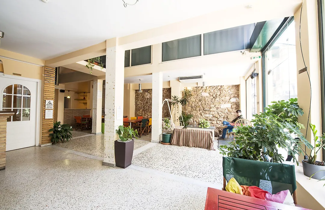 Safestay Athens Monastiraki-1