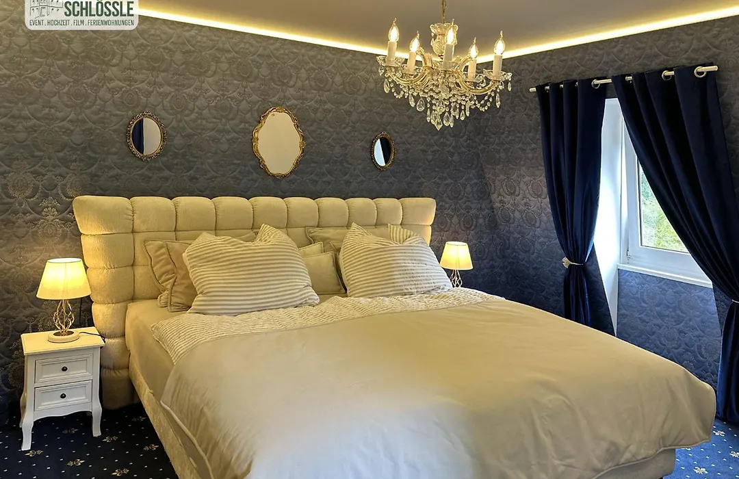 Ferienwohnung Romantik im Schloss-1