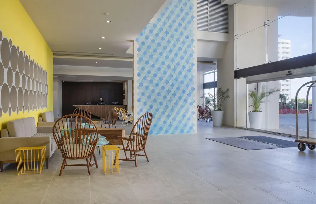 Krystal Urban Cancun & Beach Club-1