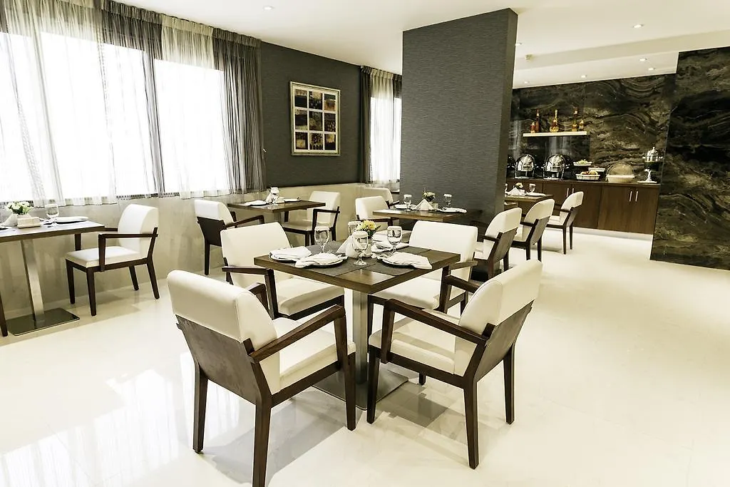 Emirates Plaza Hotel-1