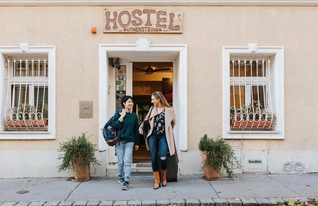 Vienna Hostel Ruthensteiner-1