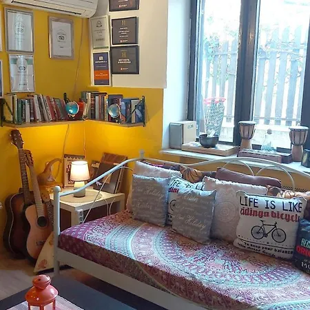 Shanti Hostel-2