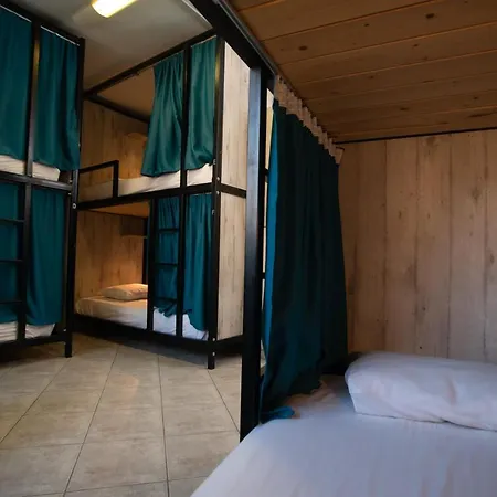 Bedway Athens Hostel-3