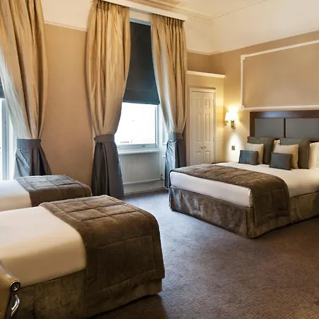 Gem Strathmore Hotel-3