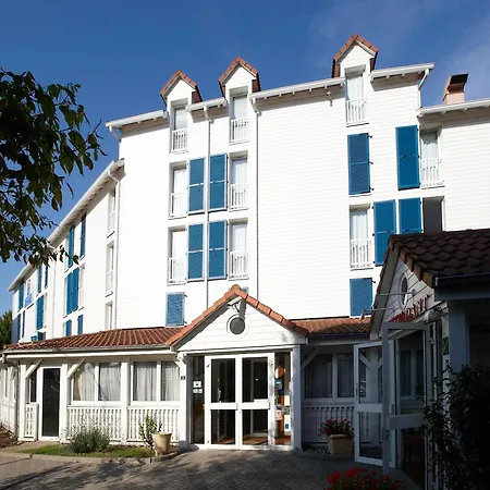 Hotel Strasbourg - Montagne Verte & Restaurant Louisiane-3