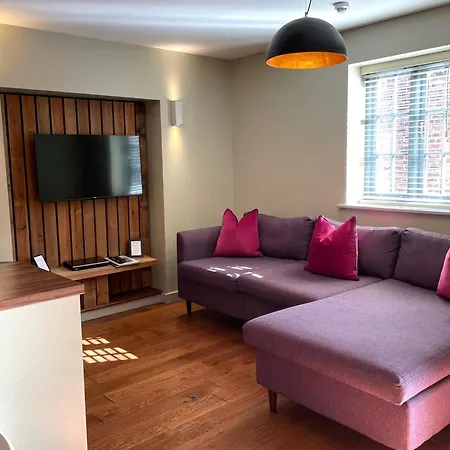 The Lawrance Luxury Aparthotel - York-3