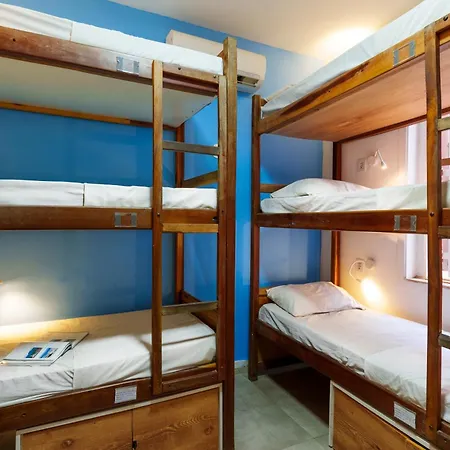 Bamboo Rio Hostel-2