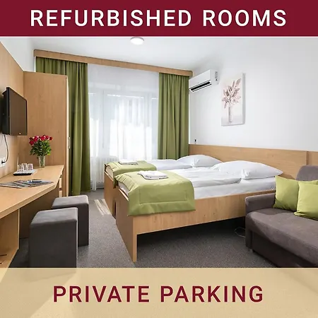 Hotel Plus-2