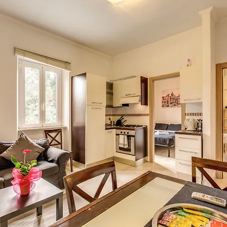 Aurelia Vatican Apartments-3
