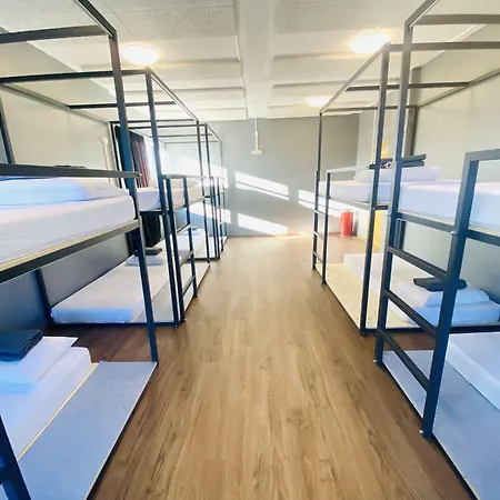 Bus Hostel Reykjavik-3