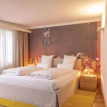 Small Luxury Hotel Goldgasse-3