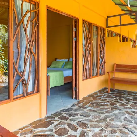 La Tigra Rainforest Lodge-2